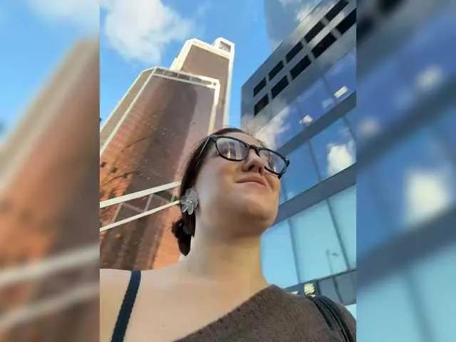 Offline -Your-Michelle- on BongaCams