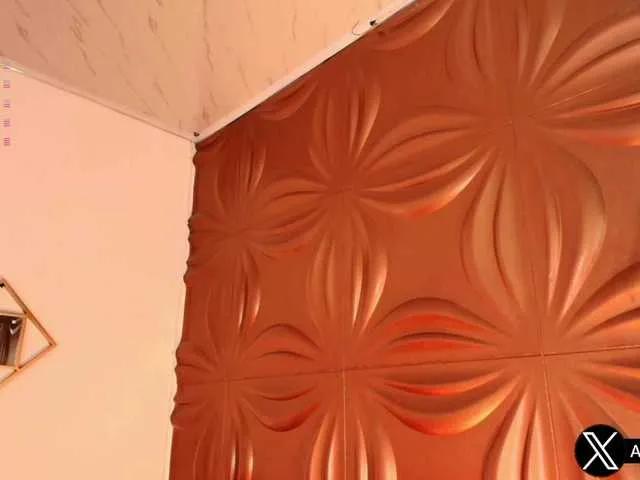 Offline Aliceowenn on BongaCams