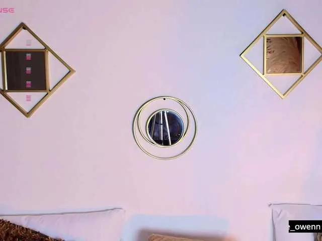 Offline Aliceowenn on BongaCams