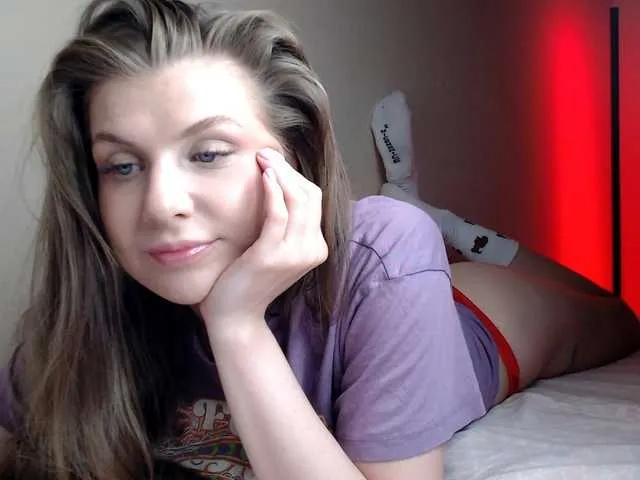 Offline aliceTurner21 on BongaCams