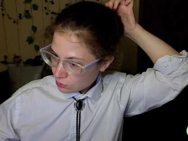 Freechat Aliciafolow009 on BongaCams