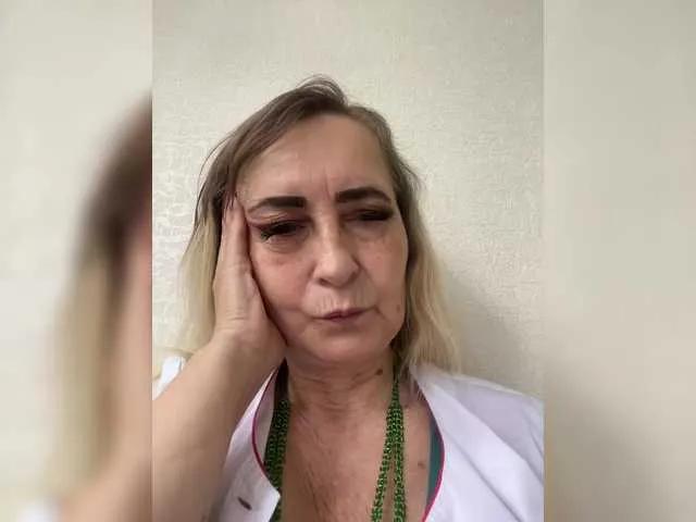 Offline Alina1965 on BongaCams