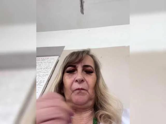 Offline Alina1965 on BongaCams