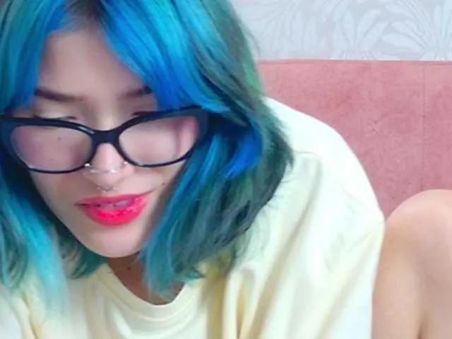 Freechat AlliciaKim on BongaCams