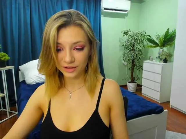 Offline AmandaGrace on BongaCams