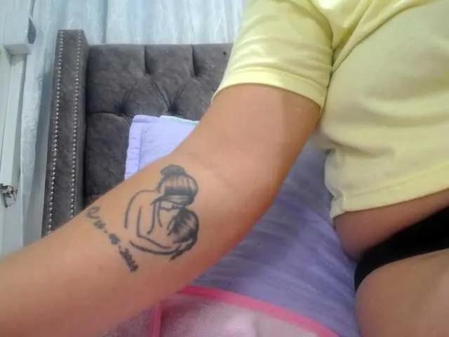 Offline ANA-BULLOCK- on BongaCams