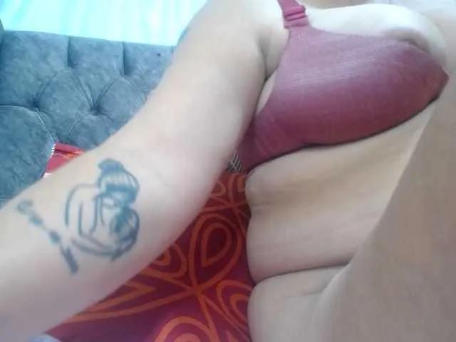 Offline ANA-BULLOCK- on BongaCams