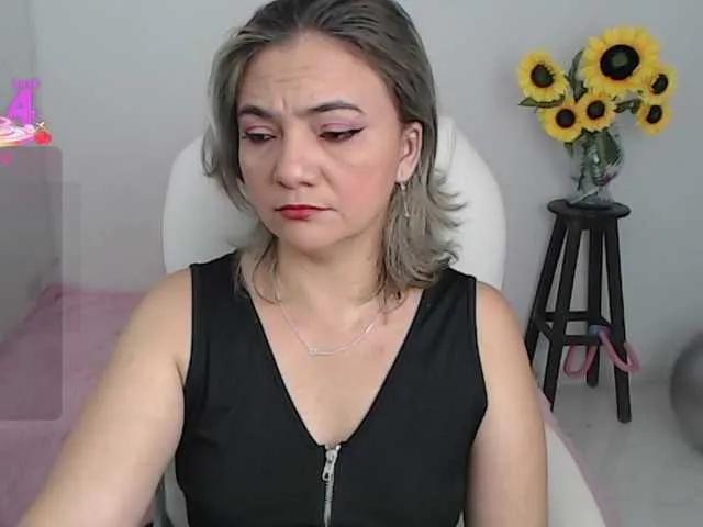 Offline ana-milf on BongaCams