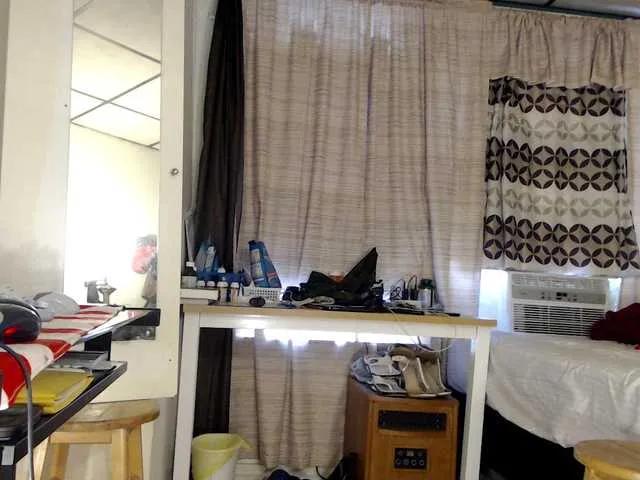 Offline AnalTaxi on BongaCams