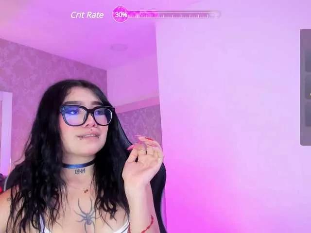 Offline ArielMoore on BongaCams