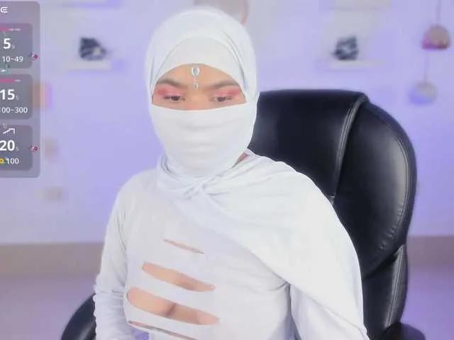 Offline Aura-cuutee on BongaCams