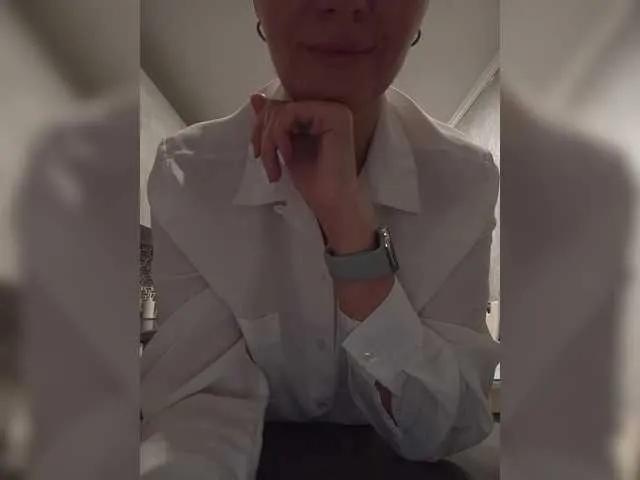 Offline Biggirl777 on BongaCams