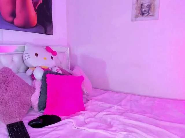 Offline Candace-Hill1 on BongaCams