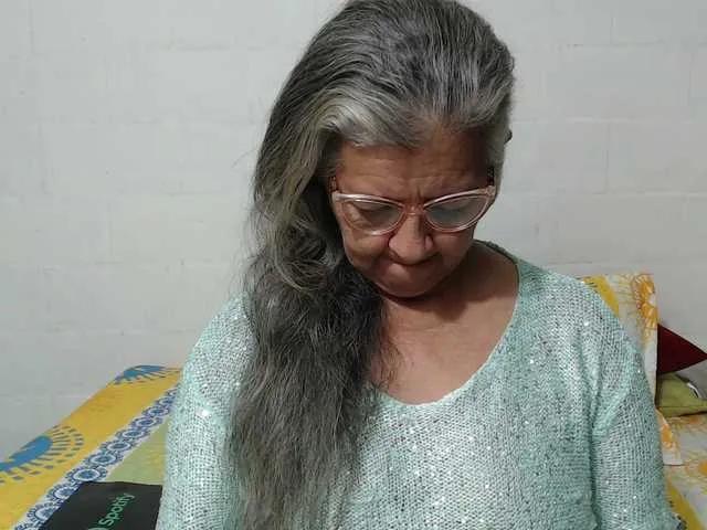 Offline candy-mature on BongaCams