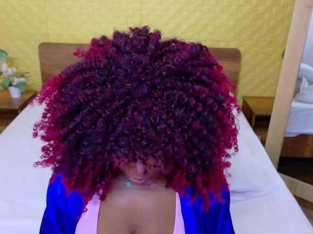 Offline Chocolatte-dreams on BongaCams