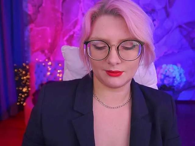 CoolTatis on BongaCams 