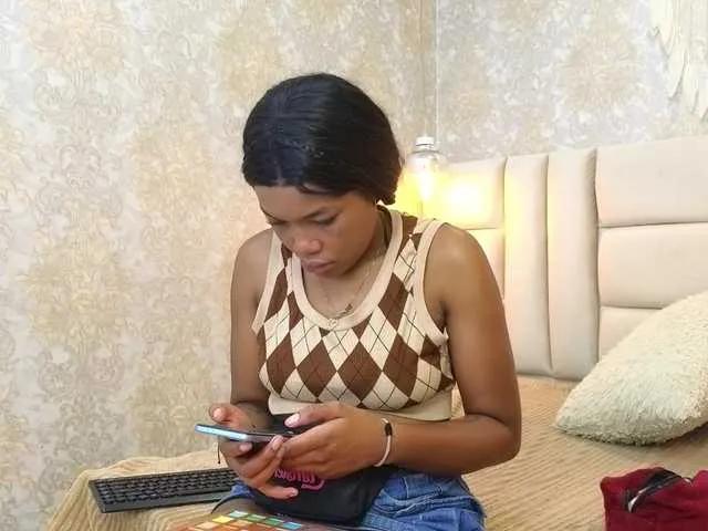 Offline CrystalBrooke3x on BongaCams