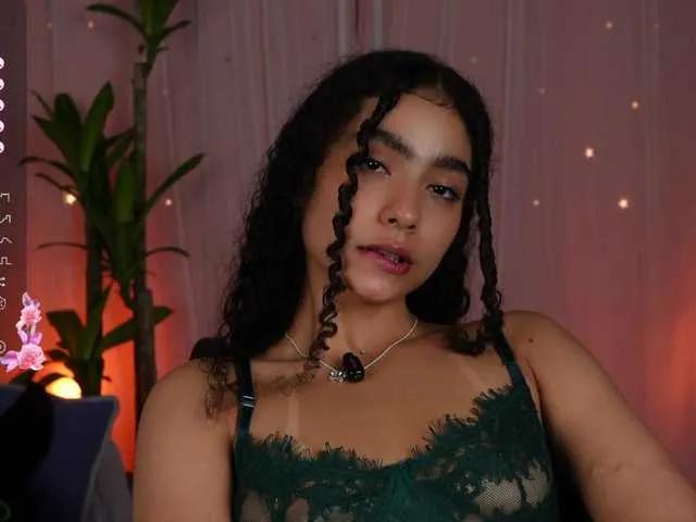 Offline curlysexi on BongaCams