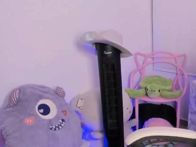 Freechat cute-stephuwu on BongaCams