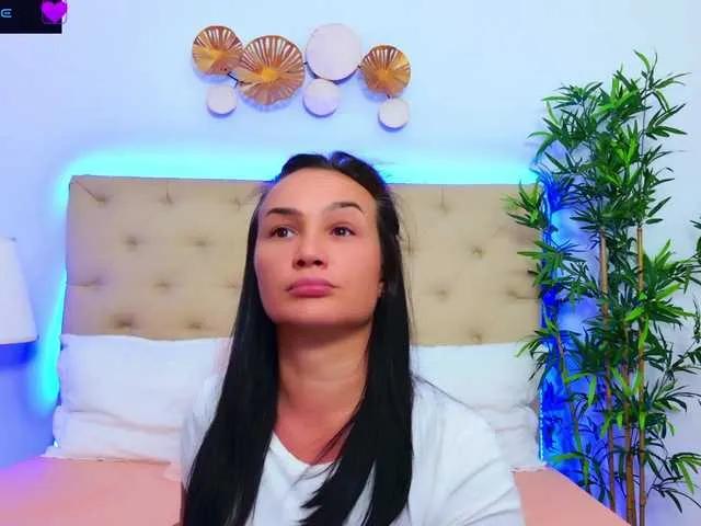 Offline DaliyaArabian on BongaCams