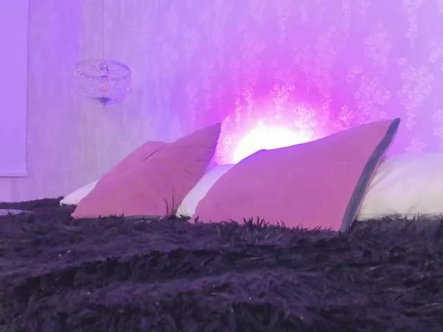 Offline danaylia on BongaCams