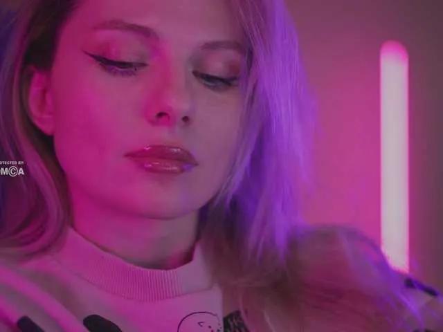 BongaCams DianaMurr is Freechat DianaMurr — Smart man or woman