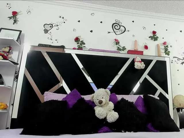 Freechat Dreamgirlss on BongaCams