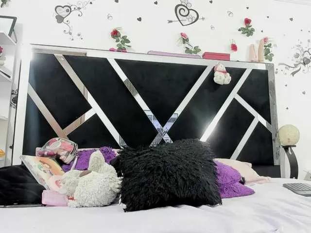 Freechat Dreamgirlss on BongaCams