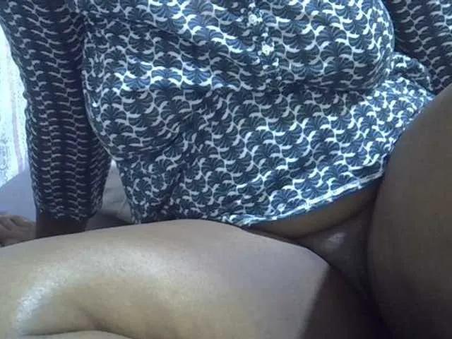 Offline Ebonymaya on BongaCams