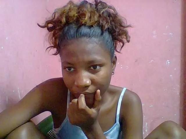 Offline Elizahhh on BongaCams