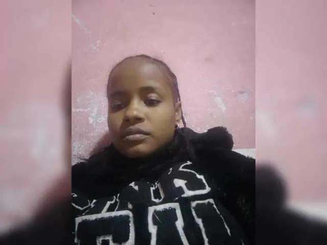 Offline flaviahh on BongaCams