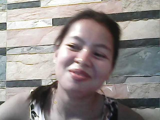 Freechat flowerhairypinay on BongaCams