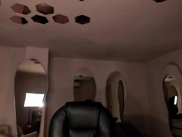 Offline GabriellaLee on BongaCams