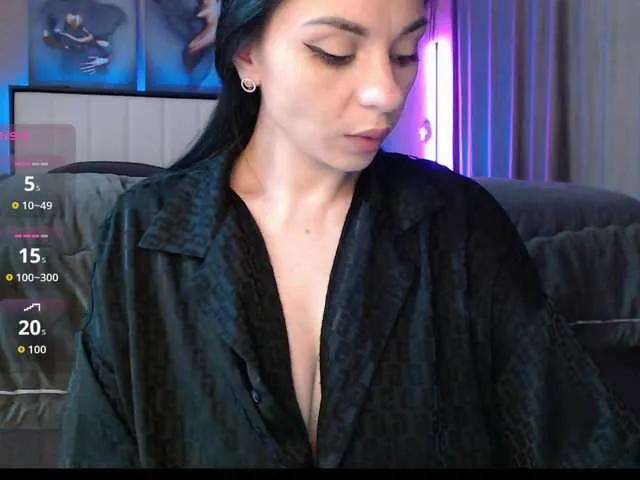Offline GgggLAAAAaaFFtt596rr on BongaCams