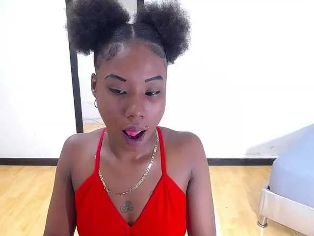 Offline goldenn-ass on BongaCams