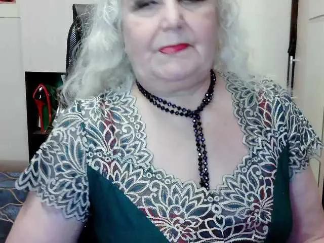 Offline grannywants on BongaCams