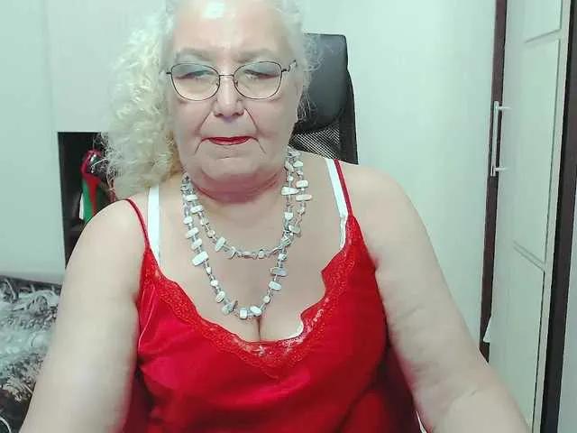 Offline grannywants on BongaCams