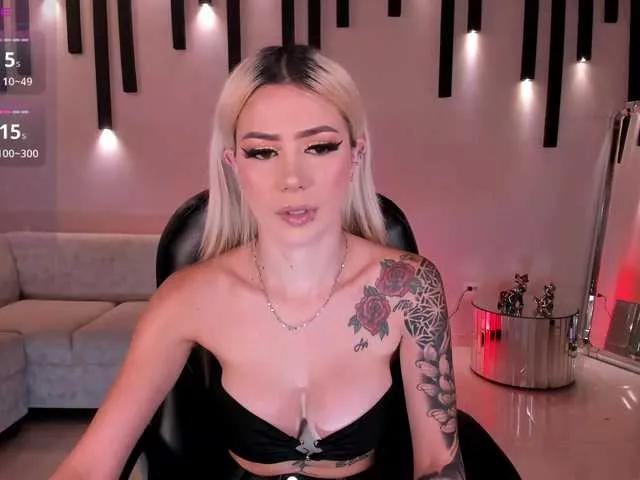 Offline HannaConnor on BongaCams