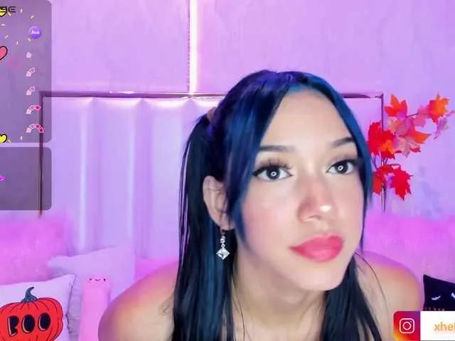 Offline HellenParis on BongaCams