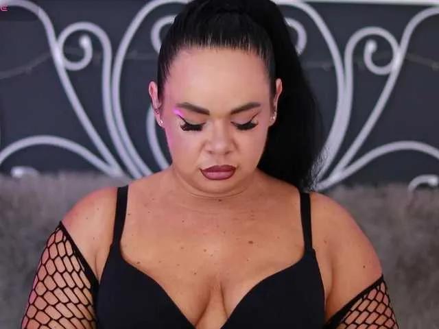 Offline iamLila on BongaCams