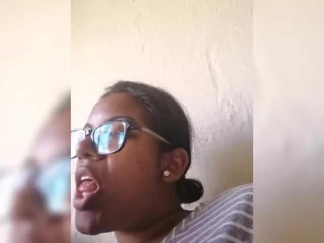 IndianBeaut on BongaCams 