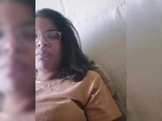 IndianBeaut on BongaCams 