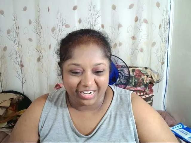 BongaCams Indiantasha is Freechat Indiantasha — PLAY WITH MY NIPPLES