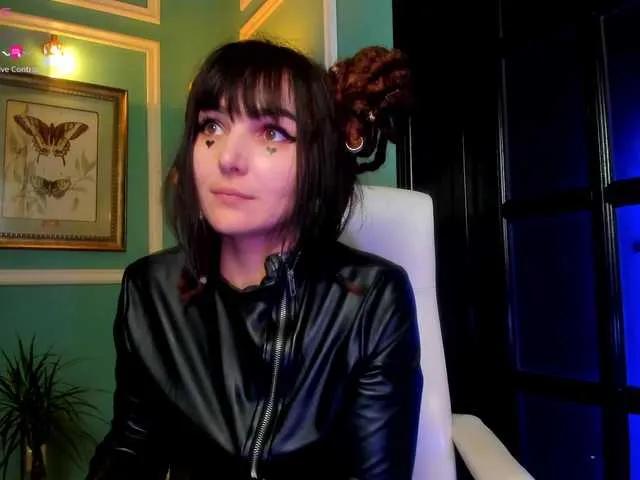 Offline ingridblondy94 on BongaCams