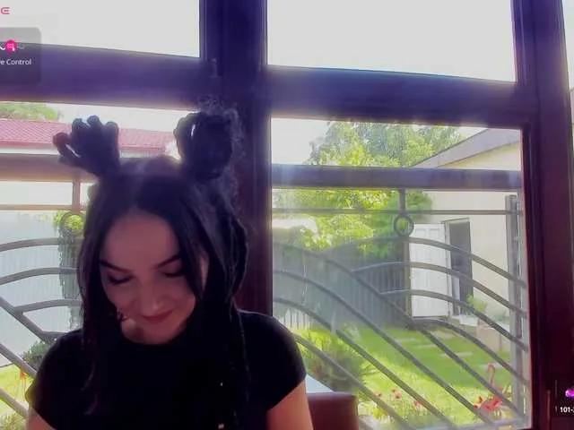 Offline ingridblondy94 on BongaCams