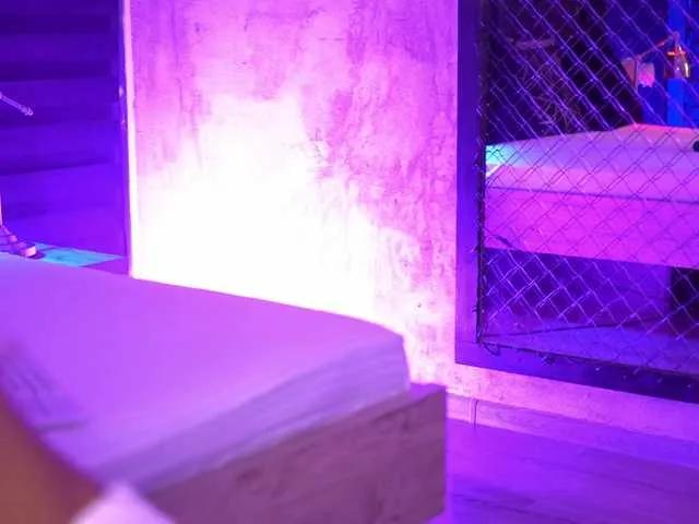 Freechat IvyRowa on BongaCams