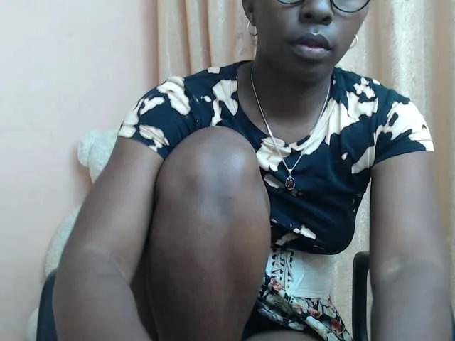 Offline Katty-12 on BongaCams