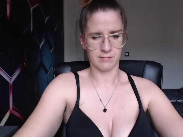Offline KayaCute on BongaCams