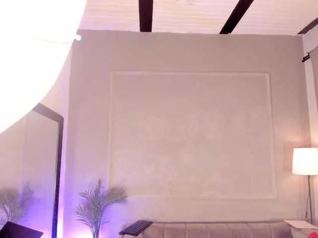 Offline Kendallbleer on BongaCams