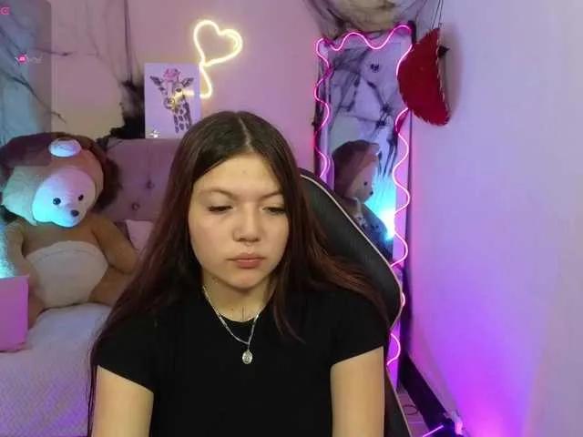 BongaCams KISSI-TAY is Freechat KISSI-TAY — I REALLY LIKE TO FEEL THE VIBRATIONS OF MY TOY, I LOVE TO PLEASE AND ENJOY